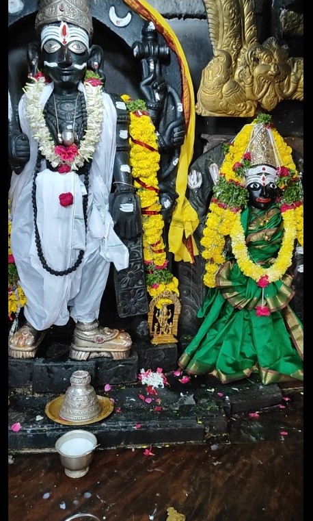 భక్తుల కోరికలు నెరవేర్చే కొంగుబంగారం రాయికోడ్  శ్రీ వీరభద్రేశ్వర స్వామి
